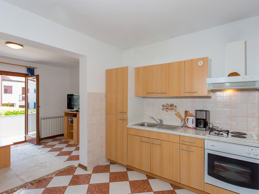 Apartments Ava Porec Esterno foto