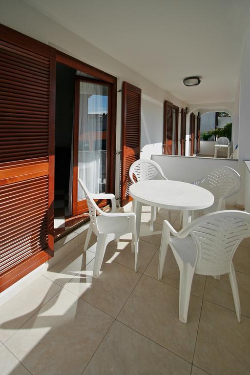 Apartments Ava Porec Esterno foto