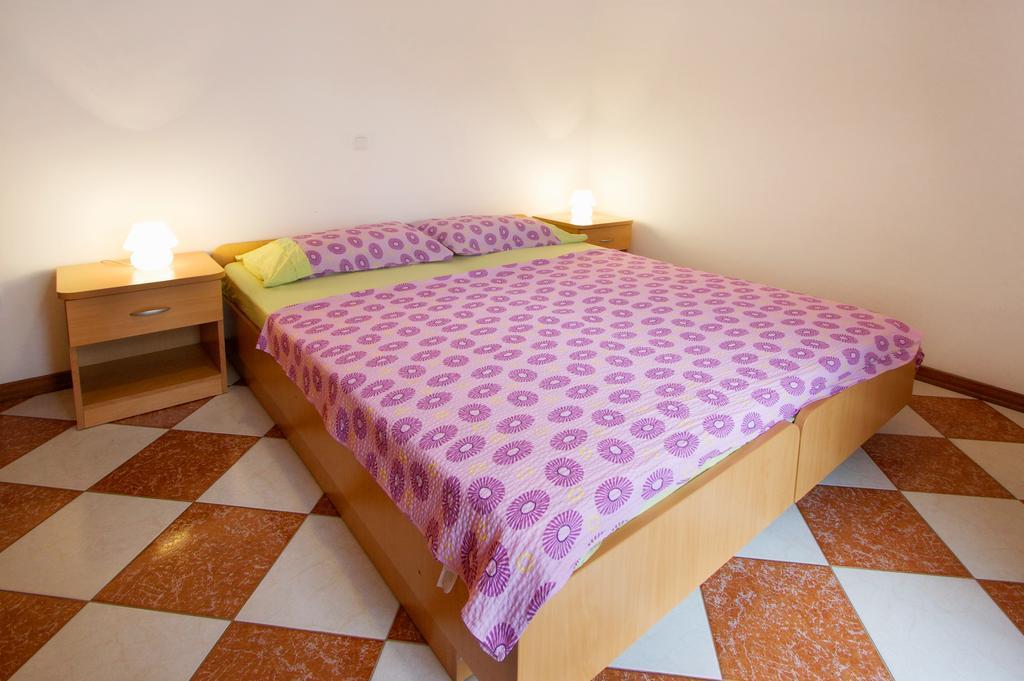 Apartments Ava Porec Esterno foto